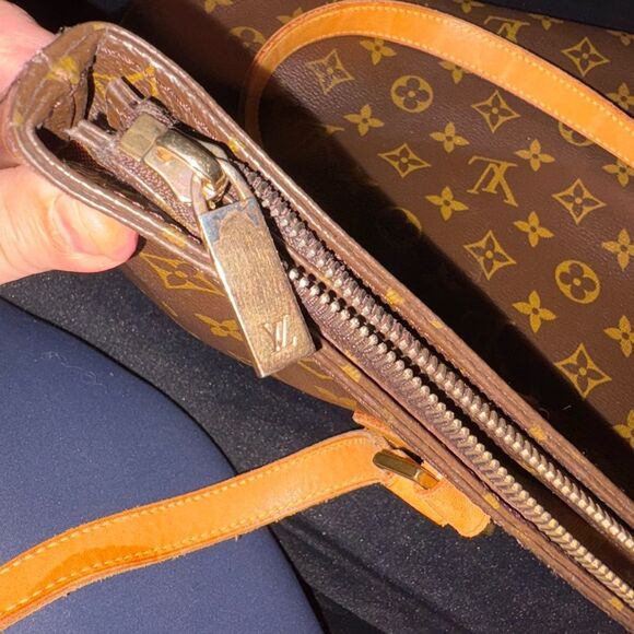 User great condition Louis Vuitton Brown Monogram Tote Bag - Picture 4 of 9